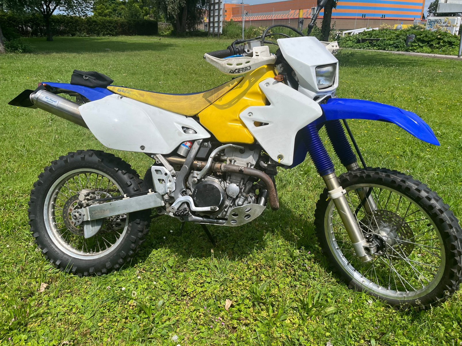 Suzuki DRZ400S drz 400