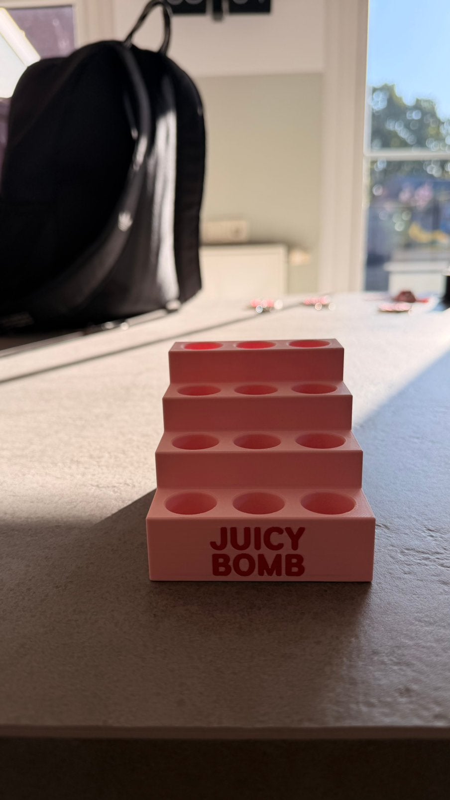Juicy Bomb houder, Ophalen of Verzenden, Zo goed als nieuw, Zwart, Handen en Nagels