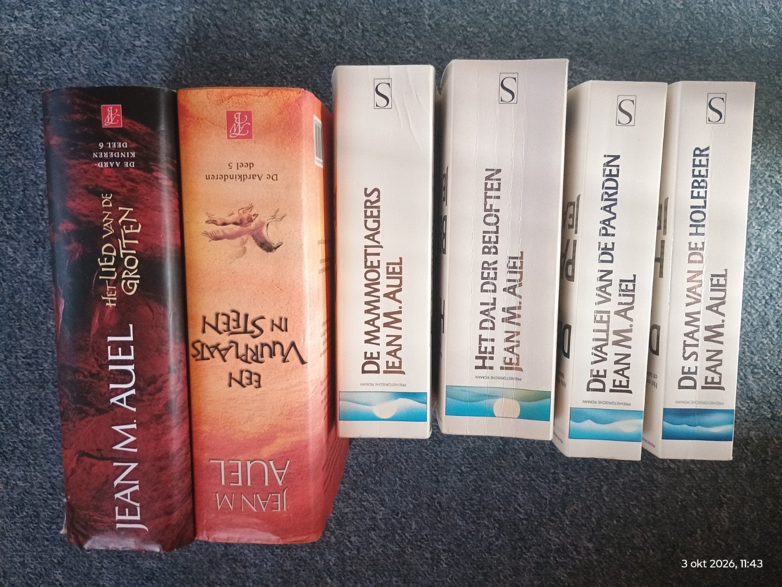 De Aardkinderen serie van Jean M. Auel - 5 boeken, Ophalen of Verzenden, Gelezen, Jean M. Auel, Nederland