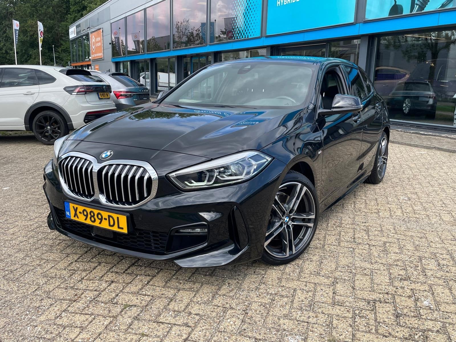 BMW 1-serie 118i Executive M-Sport Nieuw staat ! Dealer onde, Auto's, Dealer onderhouden, 136 pk, Gebruikt, Leder en Stof