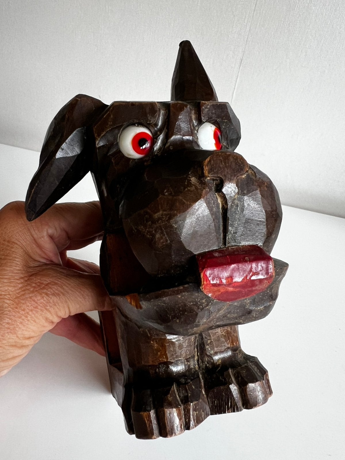 Vintage Houten Scottie Dog Glazen Ogen Wand-Borstelhouder, Ophalen of Verzenden, Huis en Inrichting