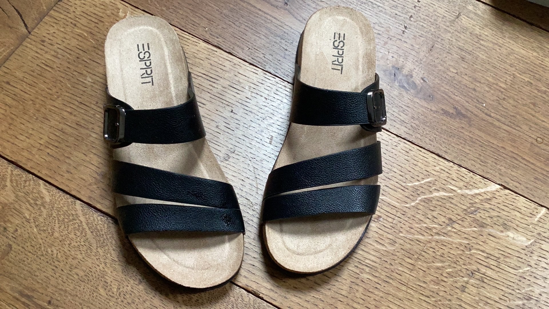 Nieuwe Esprit slippers maat 39, Ophalen, Nieuw, Zwart, Sandalen of Muiltjes