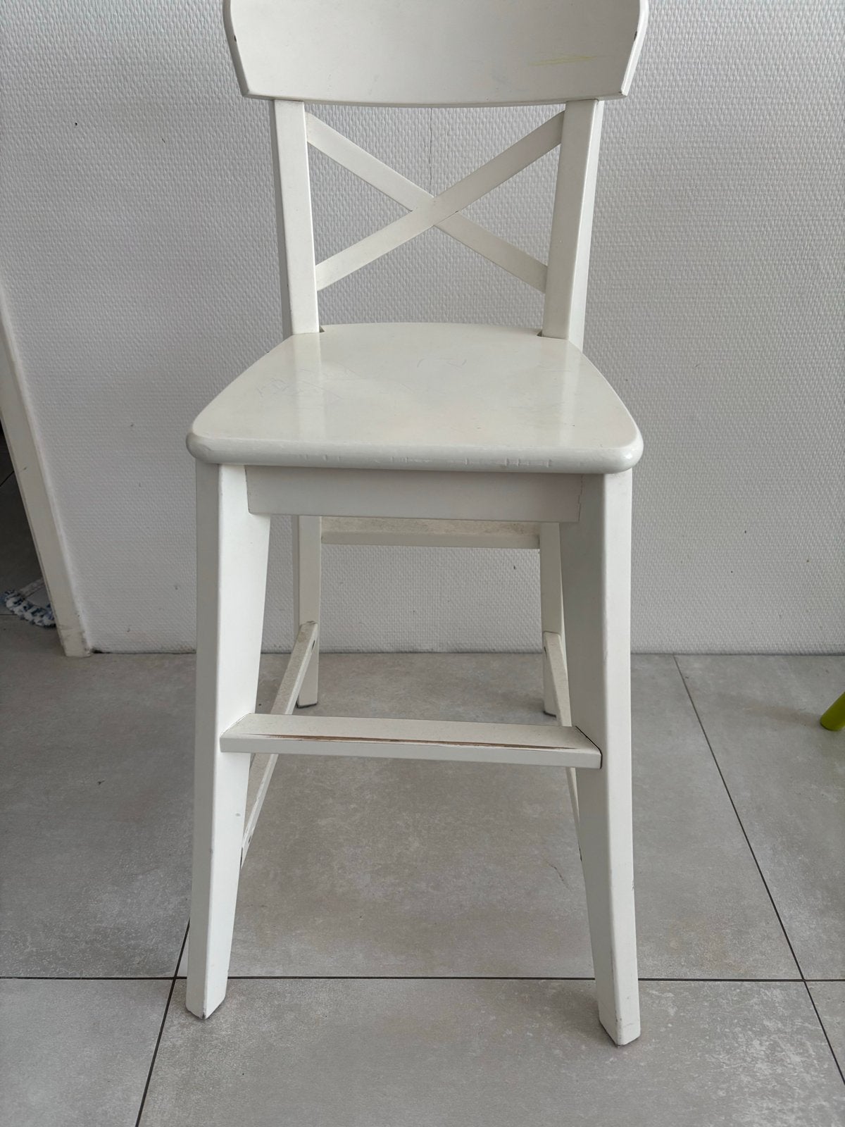 IKEA kinderstoel wit; hout, Kinderen en Baby's, Kinderstoelen, Ophalen of Verzenden, Gebruikt, Overige typen