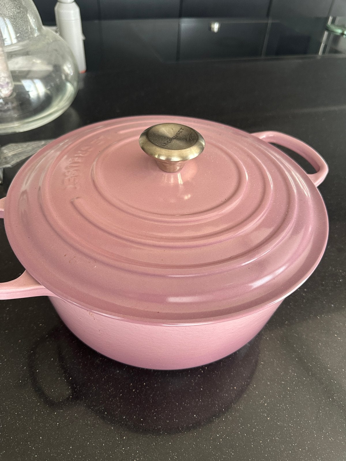 Le Creuset Braadpan Roze  28cm - een paar keer gebruikt, Ophalen, Met deksel, Le Creuset, Zo goed als nieuw