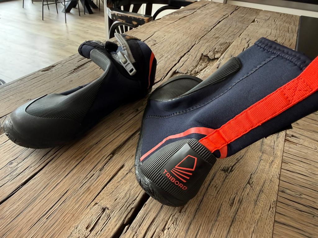 Tribord Zeil- of Surfschoenen Maat 35-36, Ophalen of Verzenden, Gebruikt, Kind, Zeil- of Surfschoenen