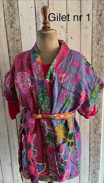 Uniek gilet, bodywarmer, vintage stoffen, hand geborduurd, Kleding | Dames, Bodywarmers, Overige kleuren, India, Nieuw, Ophalen of Verzenden