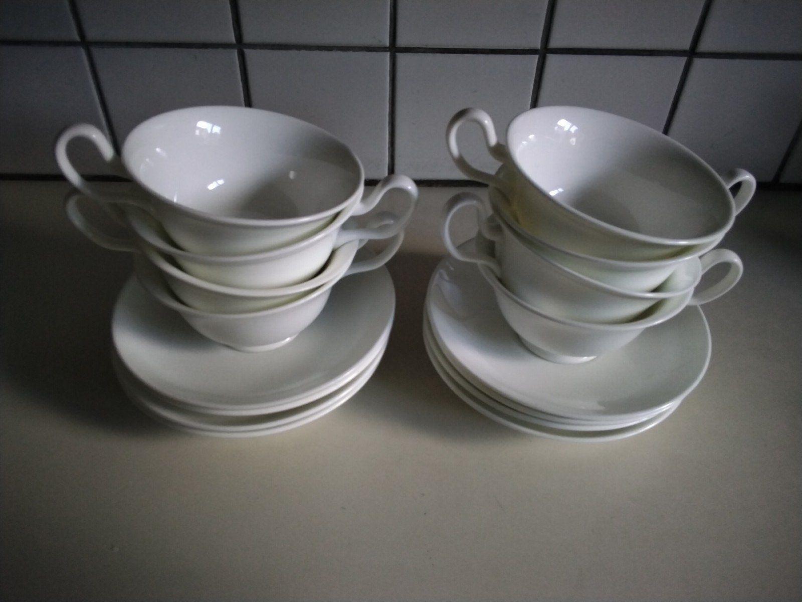 Wedgwood  white China peoney  theekop+schotels en soepkommen, Huis en Inrichting, Keuken | Servies, Ophalen of Verzenden, Porselein