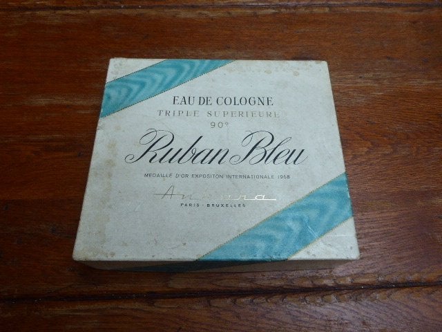 9 vintage flesjes eau de cologne, Ruban Bleu, Ophalen of Verzenden, Parfumfles, Gevuld