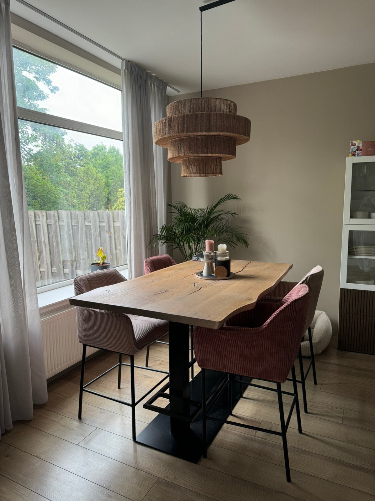 Tafel met stoelen, Ophalen of Verzenden, Zo goed als nieuw, 75 m² of meer, Laminaat