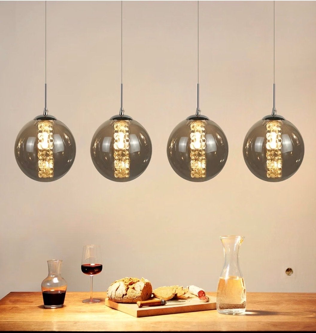 Nieuwe 4-lichts hanglamp met rookglazen bollen, Huis en Inrichting, Lampen | Hanglampen, Ophalen, Zo goed als nieuw, Glas