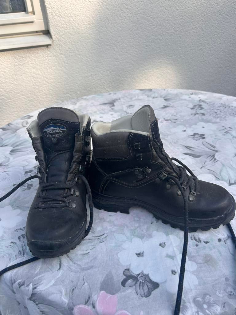 Te Koop Bergschoenen Dames en Heren, Ophalen of Verzenden, Gebruikt, Schoenen