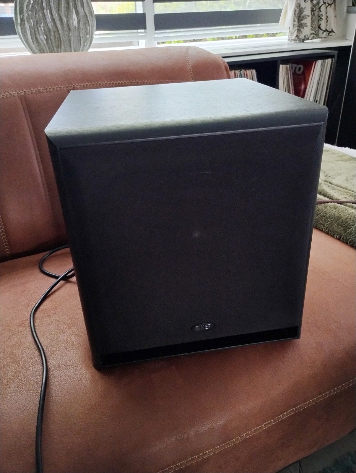 Kef C4 actieve 8 inch subwoofer 200 Watt rms 29-140 hz., Overige merken, Gebruikt, Subwoofer, Ophalen of Verzenden