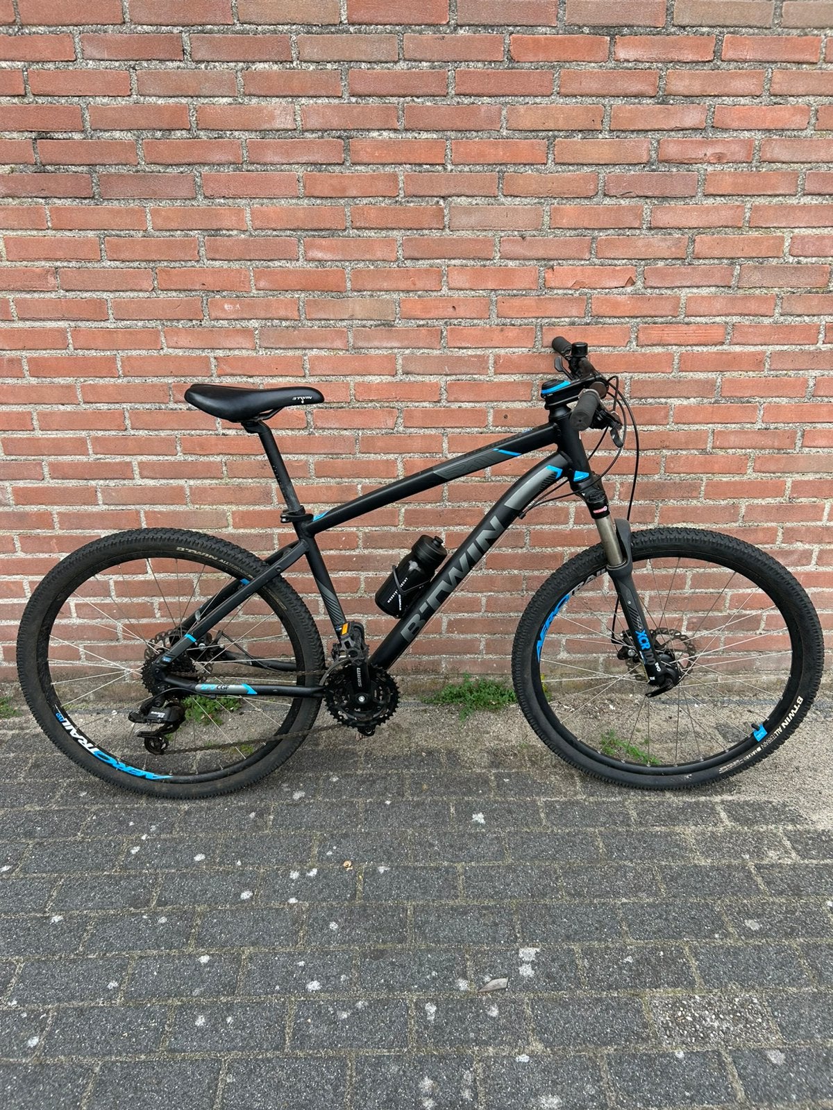 B-Twin Rockrider 520, Versnellingen, Zo goed als nieuw, Schijfrem, Ophalen