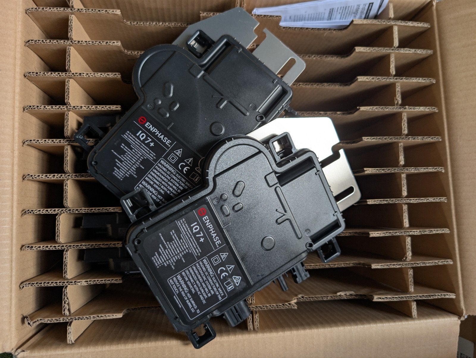 Nieuwe Enphase Iq7+ micro omvormers in doos, Doe-het-zelf en Verbouw, Elektra en Kabels, Ophalen, Nieuw, Overige typen