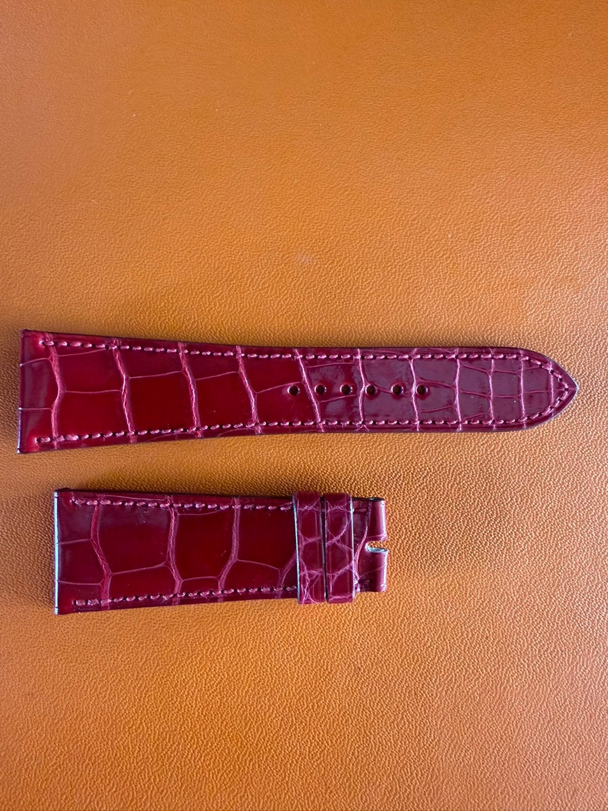 HERMES Leather Red shiny Strap for H Heure Large Model NEW, Overige merken, Overige materialen, Leer, Polshorloge