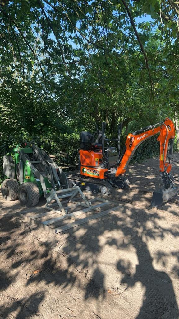 Mini Graver 1.2 Ton Servo - Slechts 167 uur ! Kubota motor, Ophalen of Verzenden, Kraan