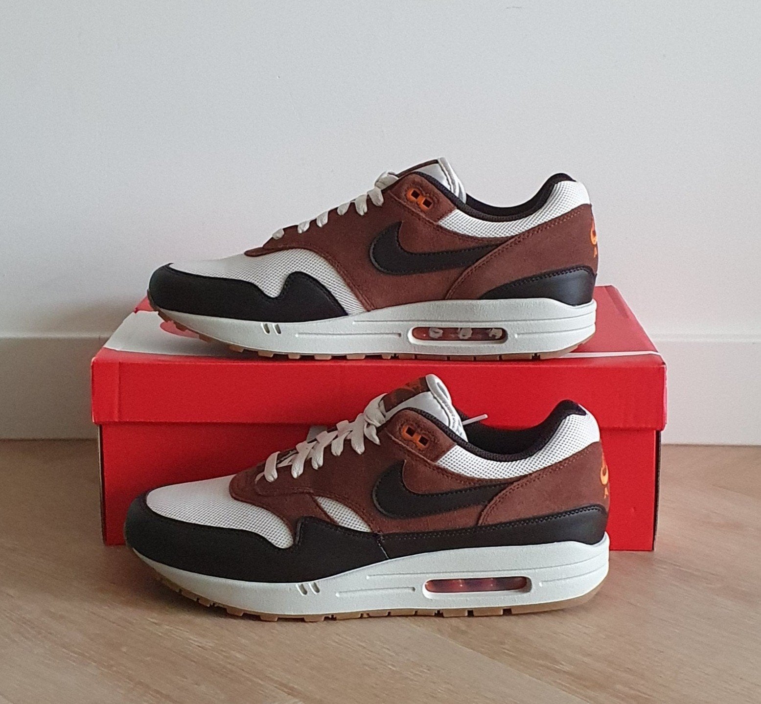 Nike Air Max 1 Thanksgiving  EU 46, Kleding | Heren, Schoenen, Overige kleuren, Nike, Nieuw, Ophalen of Verzenden