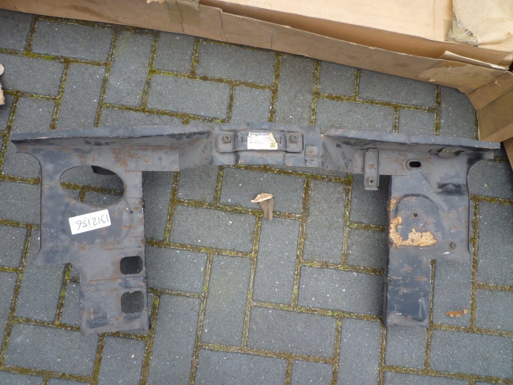Opel Rekord-D frontpaneel midden achter 1312156 DIESEL, Ophalen