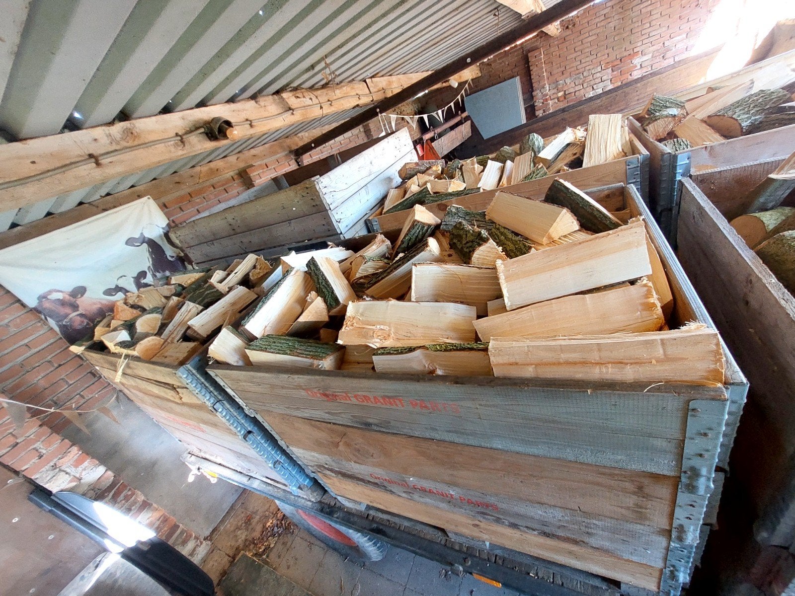 Ca. 6 kuub Openhaardhout / Brandhout / kachelhout, 3 tot 6 m³, Ophalen, Overige houtsoorten, Blokken