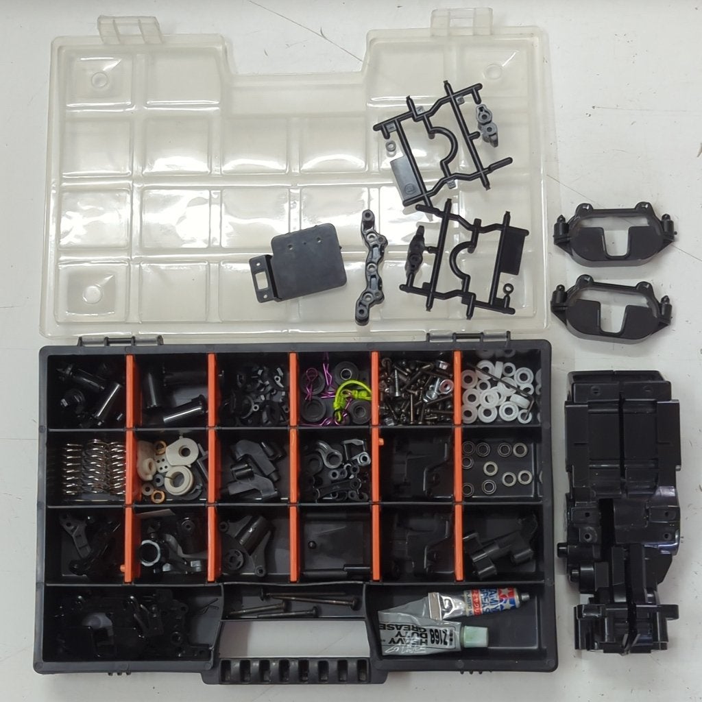 Tamiya M-05 onderdelen deels nieuw, draagarmen, chassisdelen, Hobby en Vrije tijd, Modelbouw | Radiografisch | Auto's, Ophalen of Verzenden