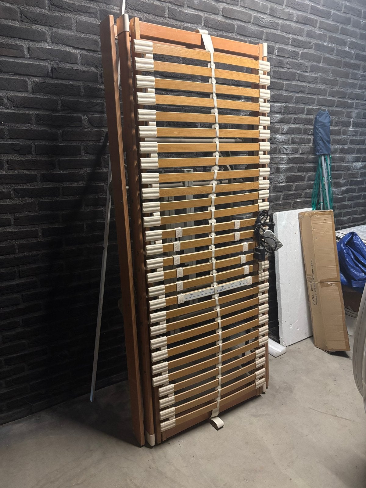 Elektrische lattenbodem 90x200 cm met afstandsbediening, Huis en Inrichting, Ophalen, Gebruikt, 90 cm, Eenpersoons
