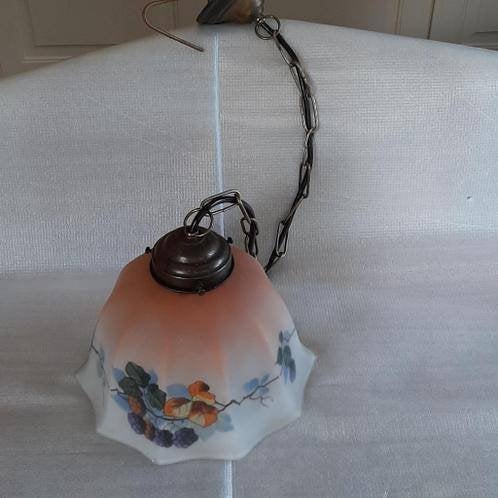 Vintage hanglamp mat ( melk?)glas met afbeelding bramen, Antiek en Kunst, Ophalen