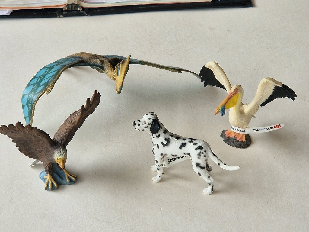 Vier vintage Schleich, o.a.: Zeearend/ Quetzalcoatlus, Ophalen of Verzenden, Zo goed als nieuw