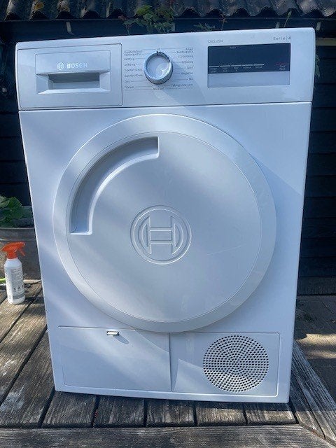 Jonge Bosch Serie 4 Condensdroger 8kg (2021), Ophalen, Minder dan 85 cm, 8 tot 10 kg, Zo goed als nieuw