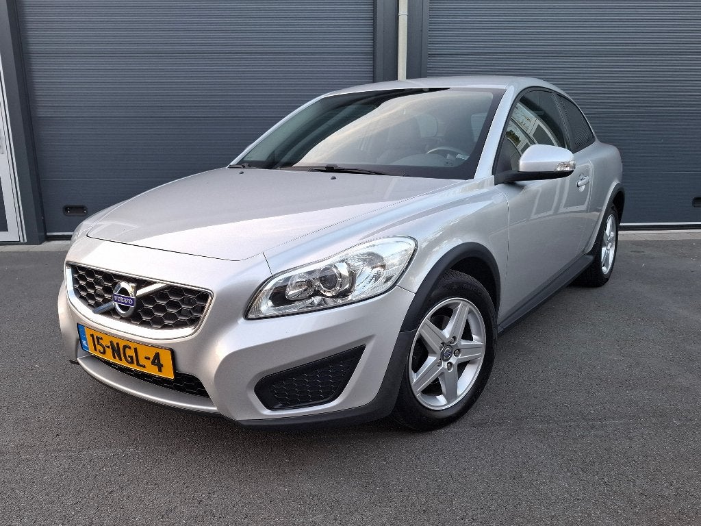 Volvo C30 2.0 2.0 Kinetic 2010 Grijs - Half leder- NAP, Auto's, Zwart, 4 cilinders, 4 stoelen, Leder en Stof