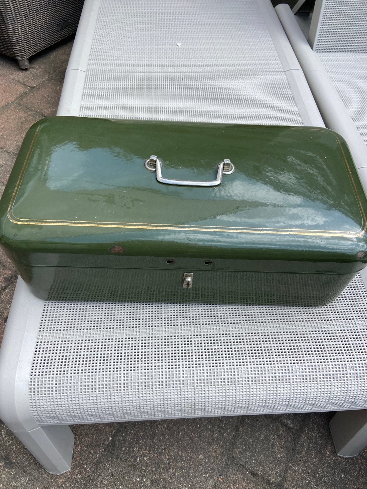 Vintage Groene Emaille Broodtrommel met Handvat, Antiek en Kunst, Antiek | Emaille, Ophalen