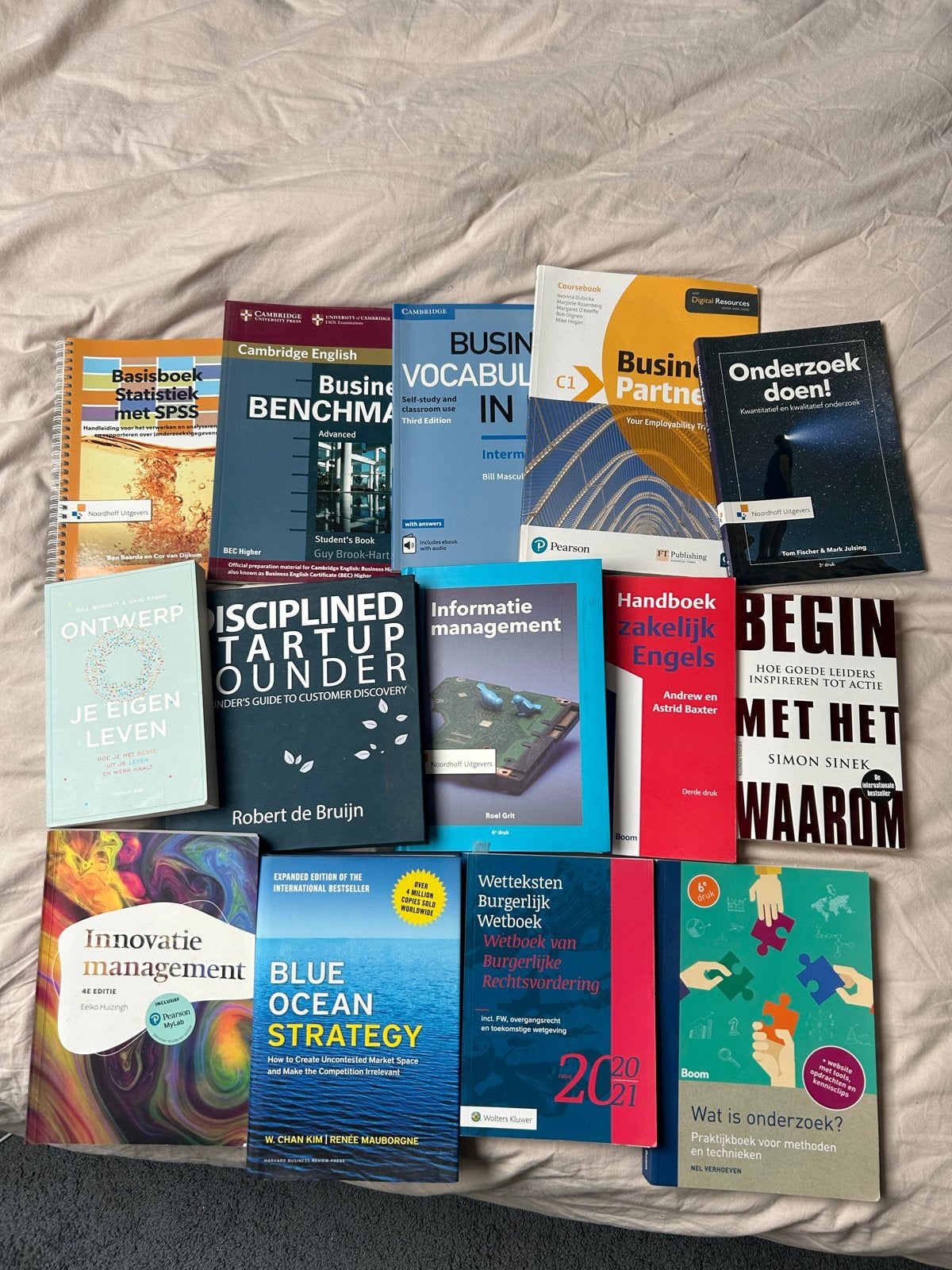 Diverse studieboeken: management, onderzoek, talen en recht, Boeken, Ophalen of Verzenden, Gamma, Gelezen, HBO