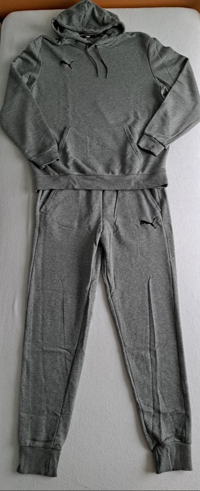 NIEUW: Puma trainingspak, mt. L, Nieuw, Ophalen of Verzenden, Grijs, Algemeen