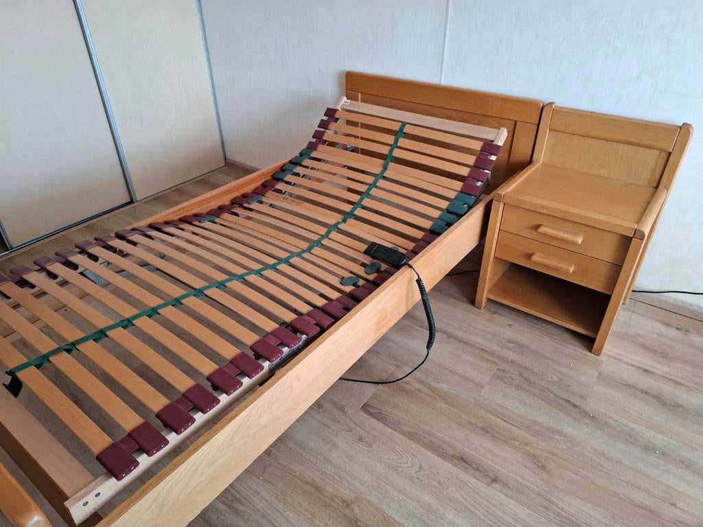 Electrisch verstelbaar bed, Ophalen, Eenpersoons