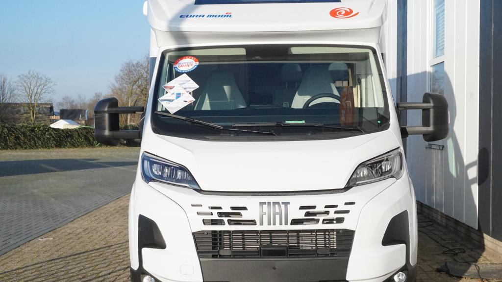 Eura Mobil Profila T 695 EB AUTOMAAT/HEAVY CHASSIS, Caravans en Kamperen, Campers, Automaat, Koelkast, Ringverwarming, Fiat