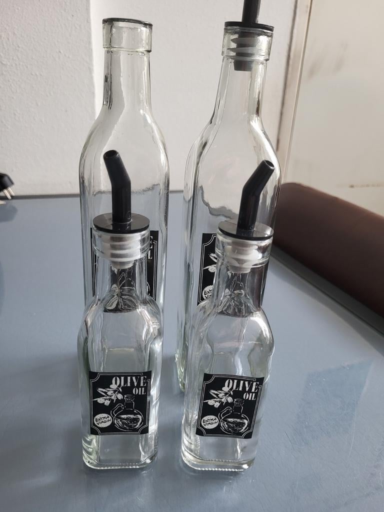 Set van 4 Olijfolie Flessen met Schenktuit, Ophalen of Verzenden, Overige merken, Glas, Overige typen