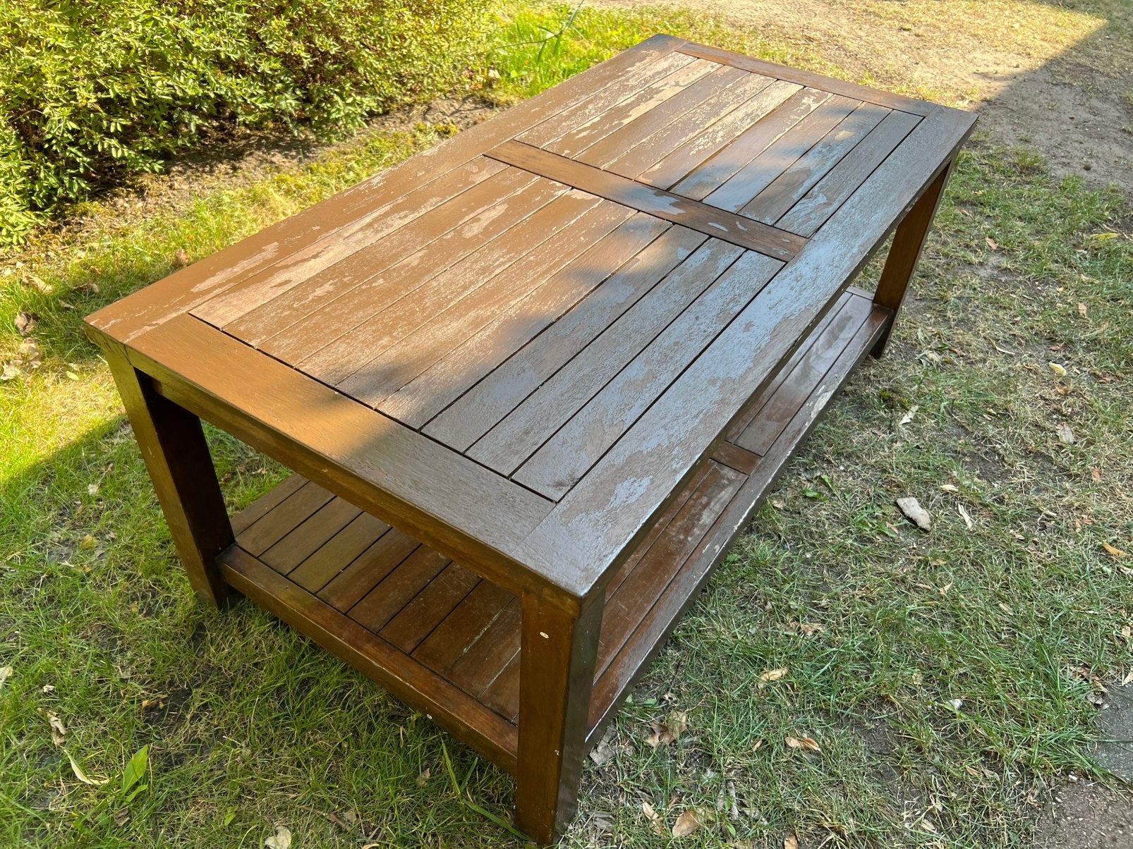 Stevige houten tuintafel, Tuin en Terras, Tuintafels, Zo goed als nieuw, Rechthoekig, Hout, Ophalen
