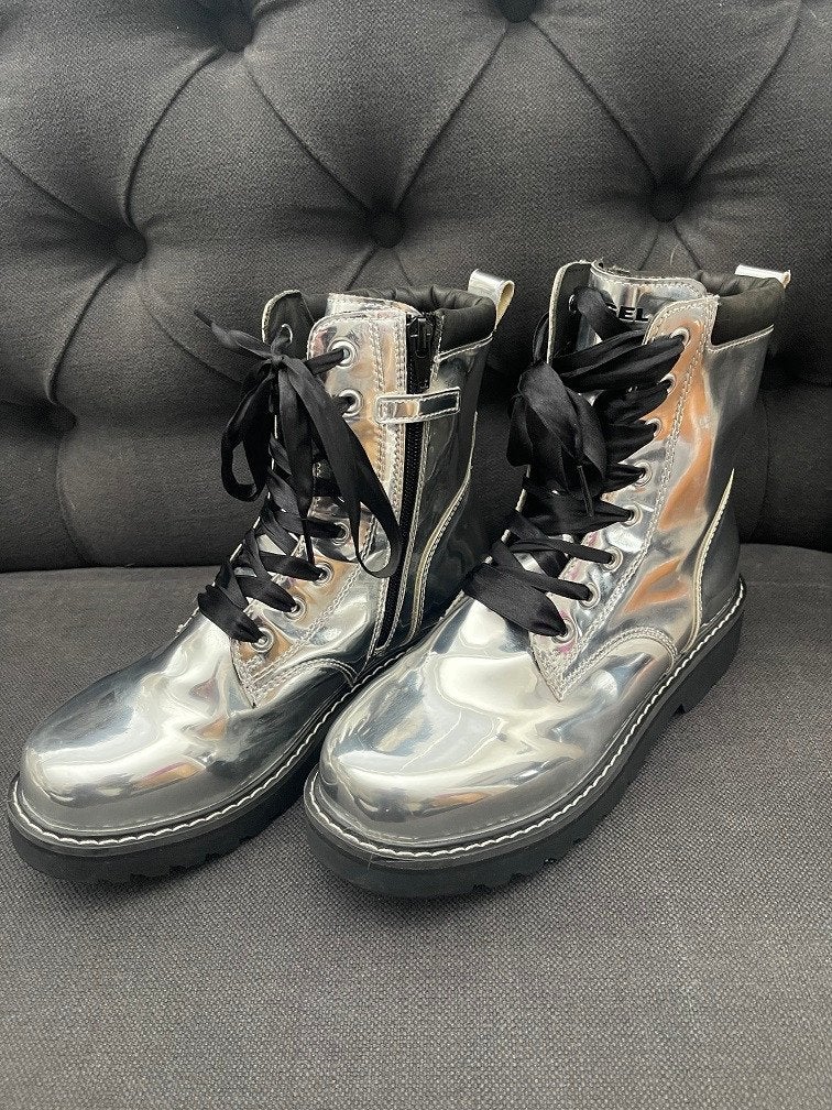 Unieke designer boots sneakers 38 van Diesel chroom glans, Kleding | Dames, Schoenen, Amsterdam, Diesel, Ophalen of Verzenden