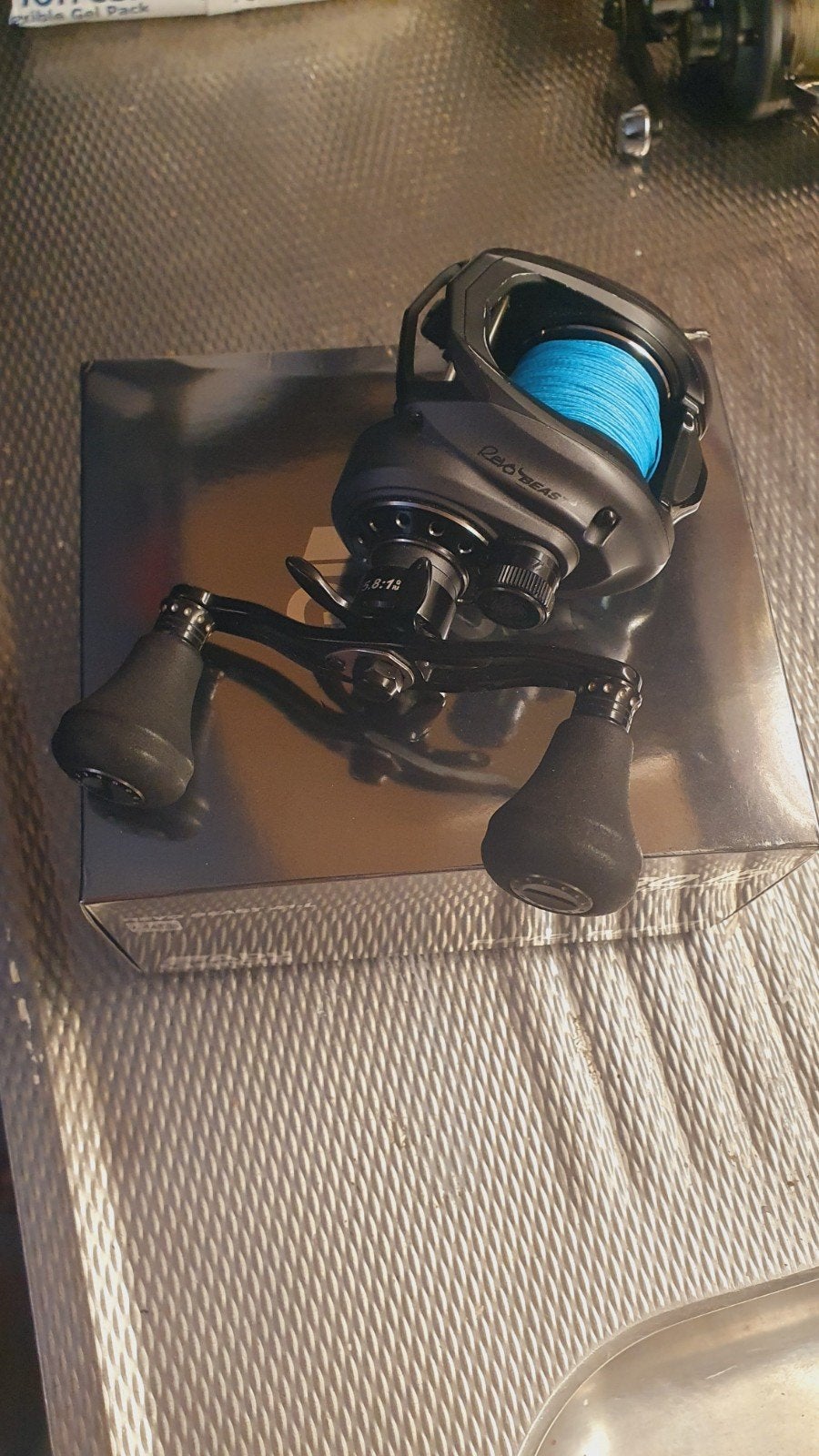 ZGAN Abu Revo Beast 41-L, Ophalen of Verzenden, Zo goed als nieuw, Molen