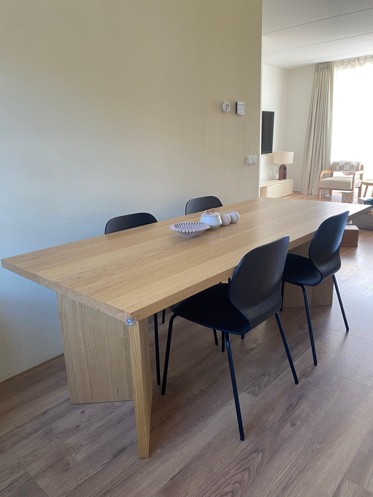 VT Wonen Japandi eettafel met gratis stoelen, Huis en Inrichting, Tafels | Eettafels, Ophalen, 200 cm of meer, 50 tot 100 cm, Vier personen