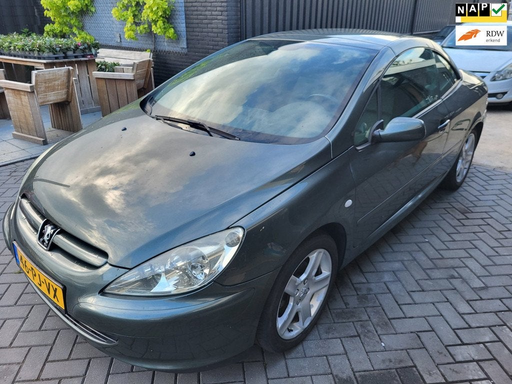 Peugeot 307 CC 2.0-16V cabriolet, Gebruikt, Zwart, 4 cilinders, Cabriolet