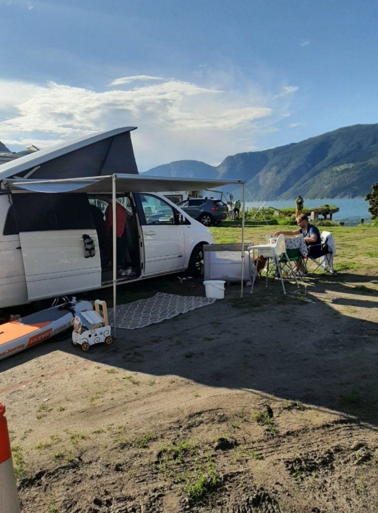 Buscamper 4 persoons. Mercedes westfalia viano, Buscamper of Camperbus, Kluisje, Westfalia, Particulier