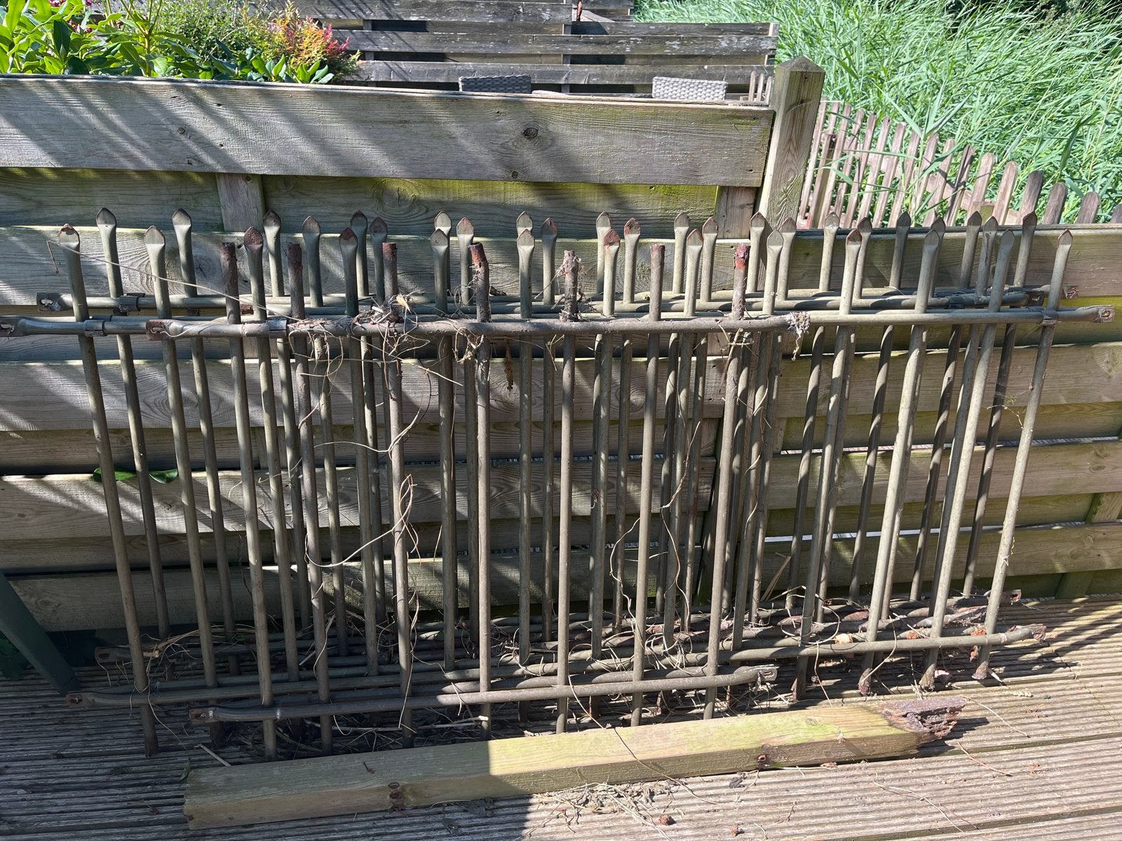Metalen hekjes - 3x 188x95cm, 1x 105x95cm, Tuin en Terras, Tuinhekken en Hekwerk, Ophalen, Gebruikt, IJzer, Spijlenhekwerk