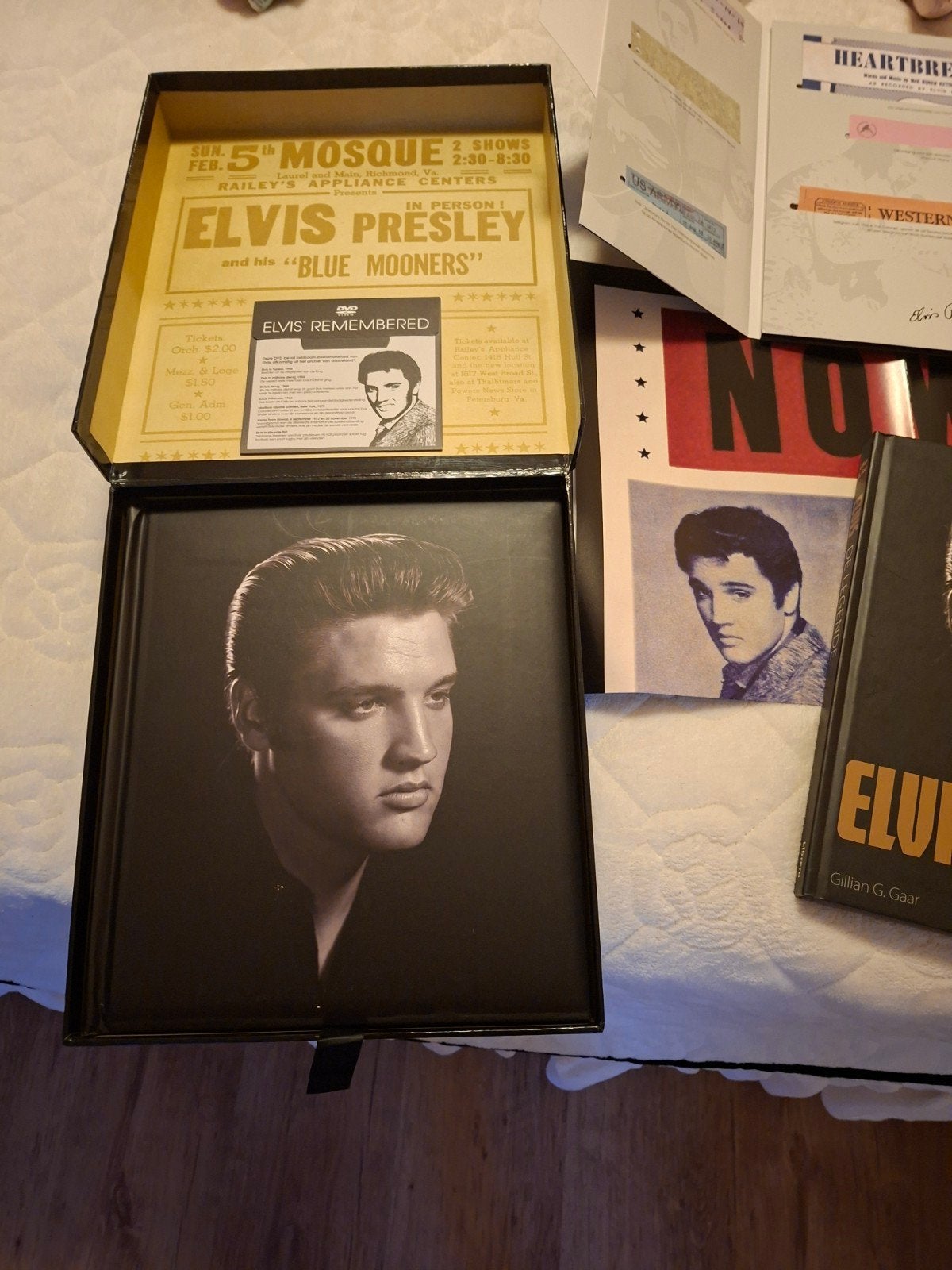 Elvis Presley: De Legende Boek & DVD Collectie, Ophalen of Verzenden, Zo goed als nieuw, Gillian G. Gaar, Amerika
