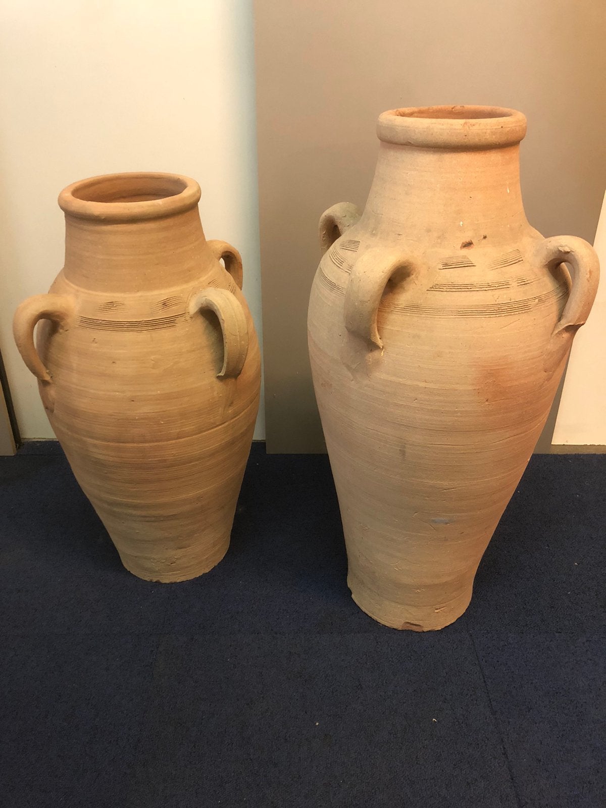 2 grote terracotta amfora ‘s, Ophalen, Zo goed als nieuw