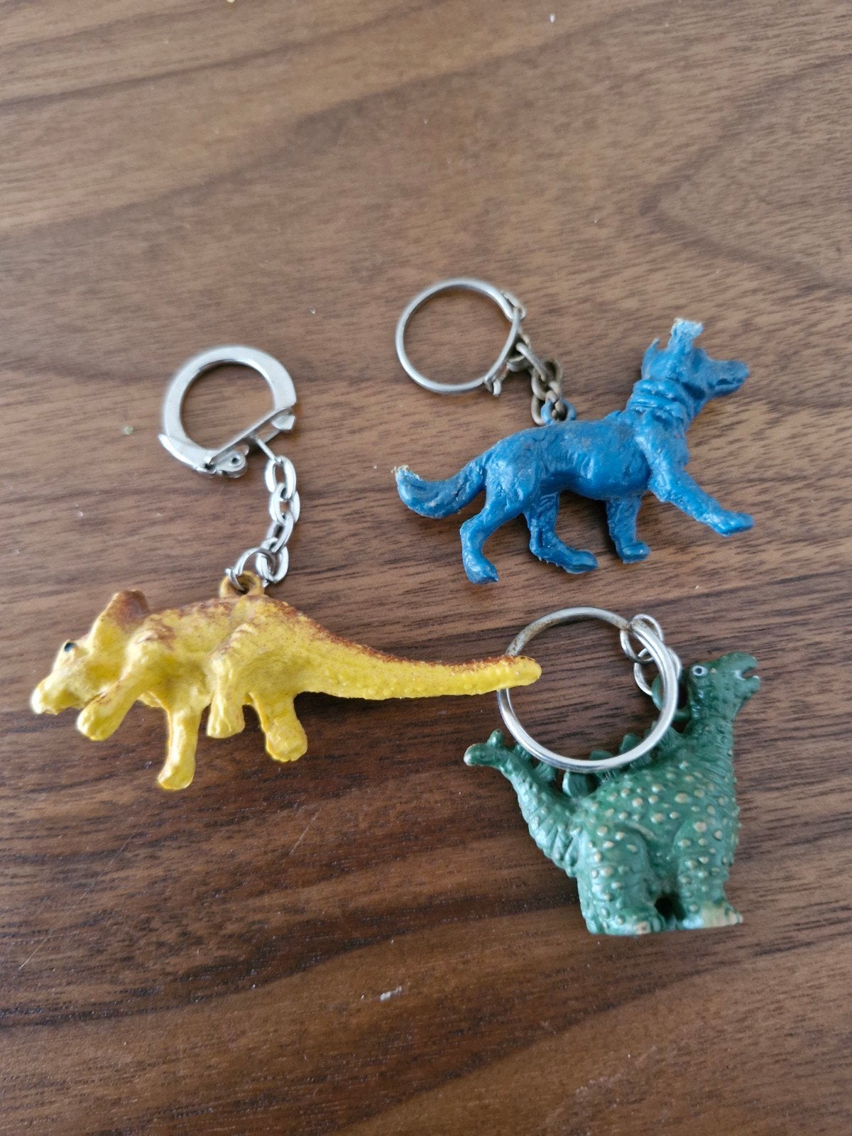 150 Dinosaurus en Hond Sleutelhangers - Set van 3, Ophalen of Verzenden, Gebruikt, Dier of Natuur