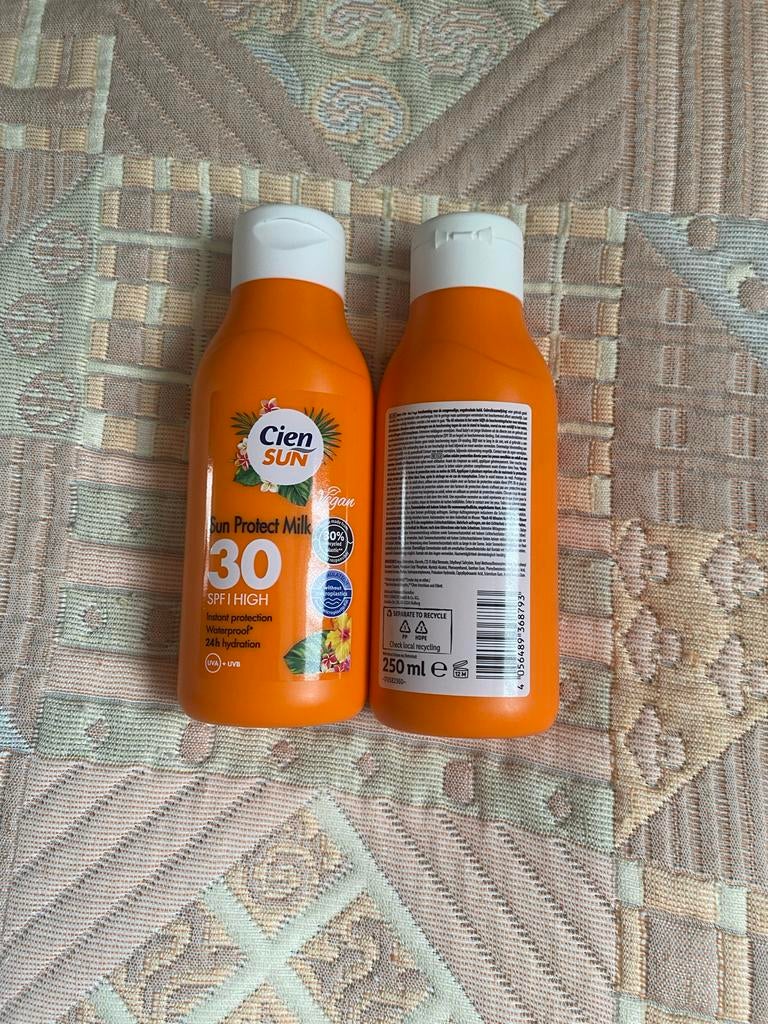 Cien Sun Protect Milk SPF 30 & 50 - Nieuw, Ophalen of Verzenden, Nieuw, Zonnebrand of After Sun