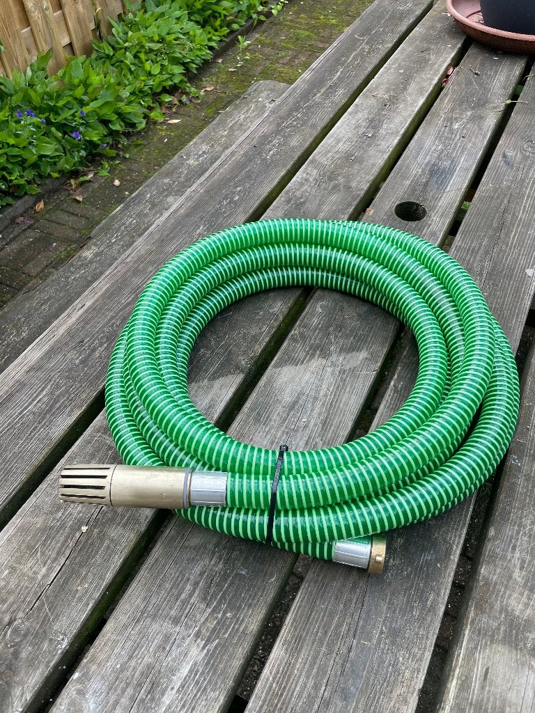 Aanzuigslang 25 mm lengte 7 meter mét voetklep, Tuin en Terras, Tuinslangen, Zo goed als nieuw, Overige typen, Ophalen of Verzenden