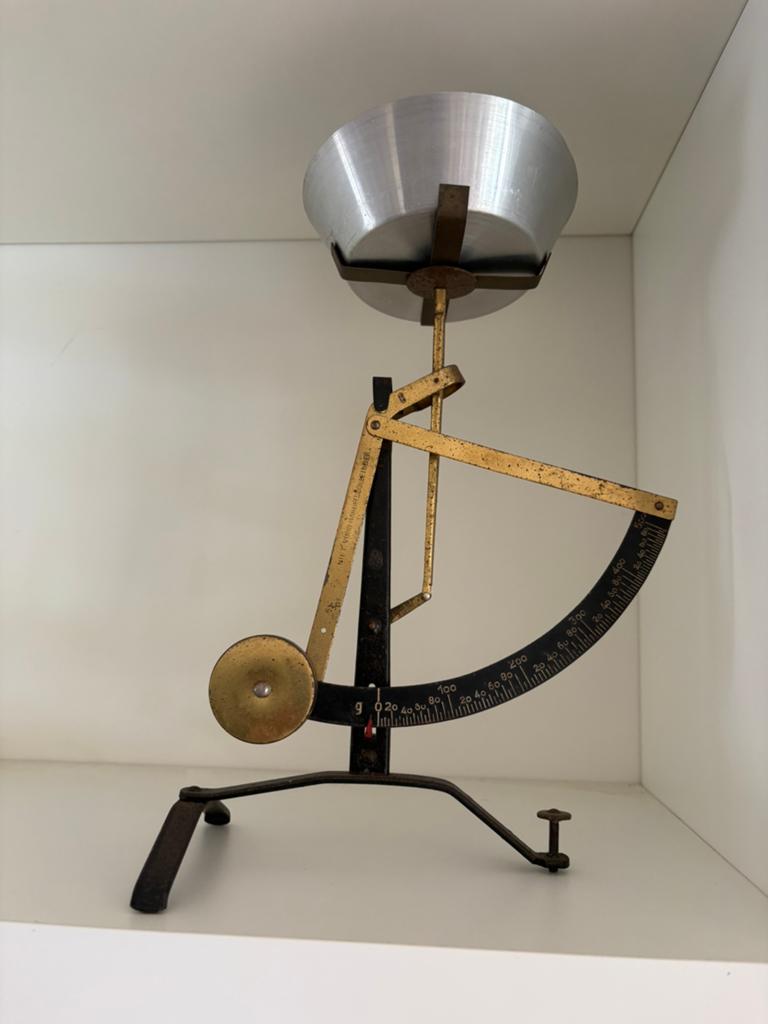 Brievenweegschaal weegschaal brieven antiek, Ophalen of Verzenden
