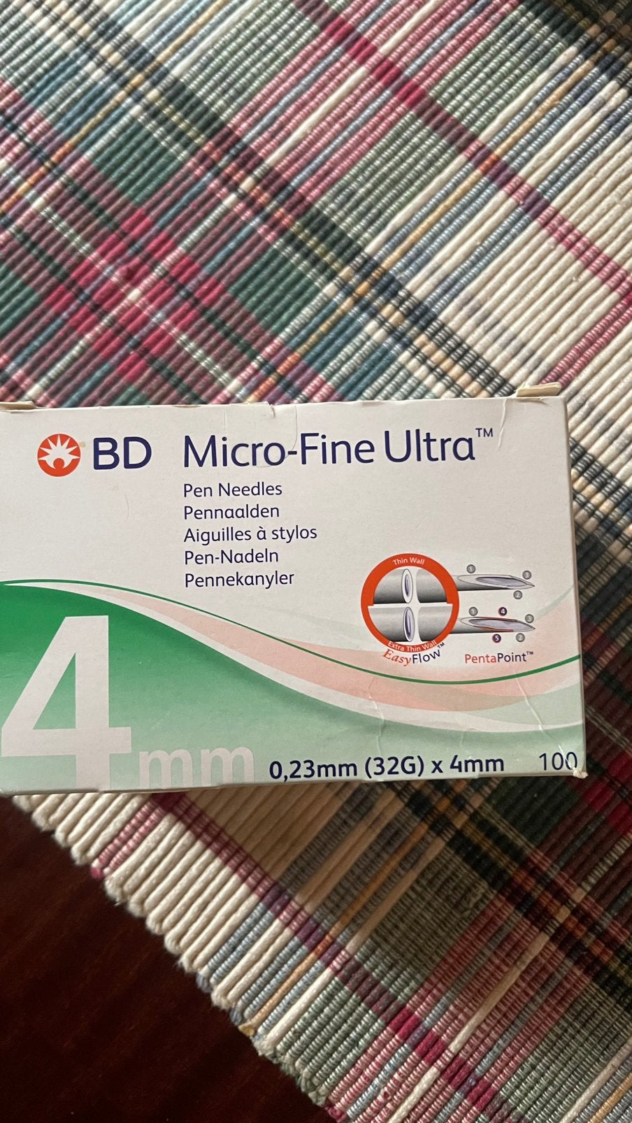 Volle doos micronaalden 4mm, Ophalen of Verzenden, Nieuw