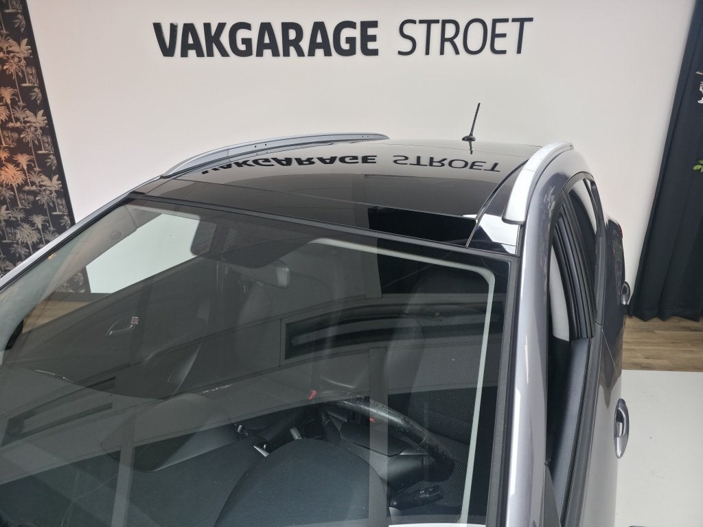 Hyundai ix35 2.0i Business Ed.| el.pano | cruise | trekh | c, Auto's, Hyundai, Gebruikt, Zwart, 4 cilinders, Leder en Stof
